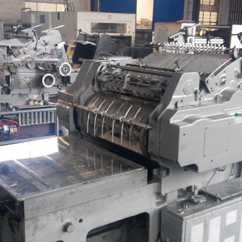 Full-automatic cylinder flat die-cutting machine (2).jpg