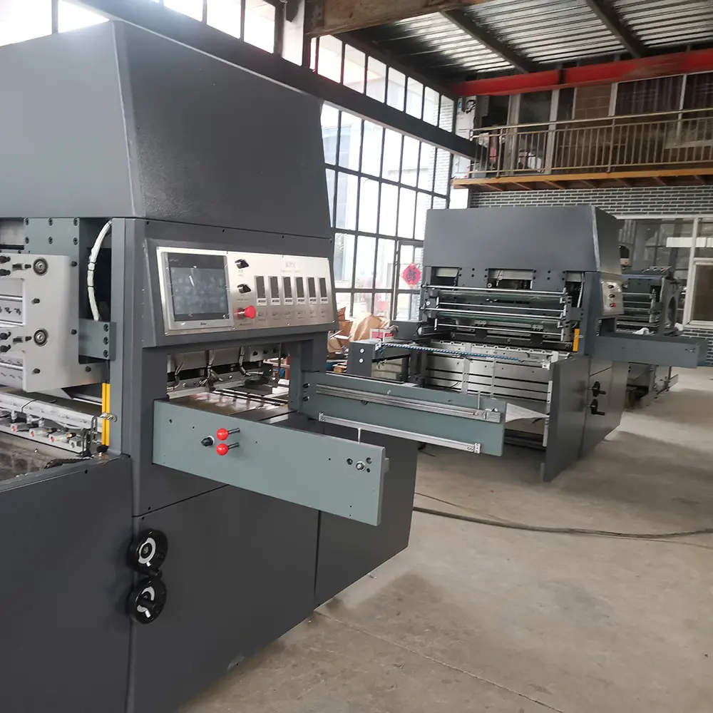 Fully Automatic Mechanical Flat Pressure Hot Stamping And Embossing Machine (8).jpg